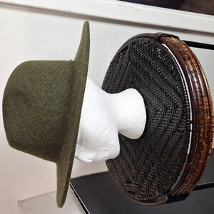 Wyeth OS Womens Green Felt Hat